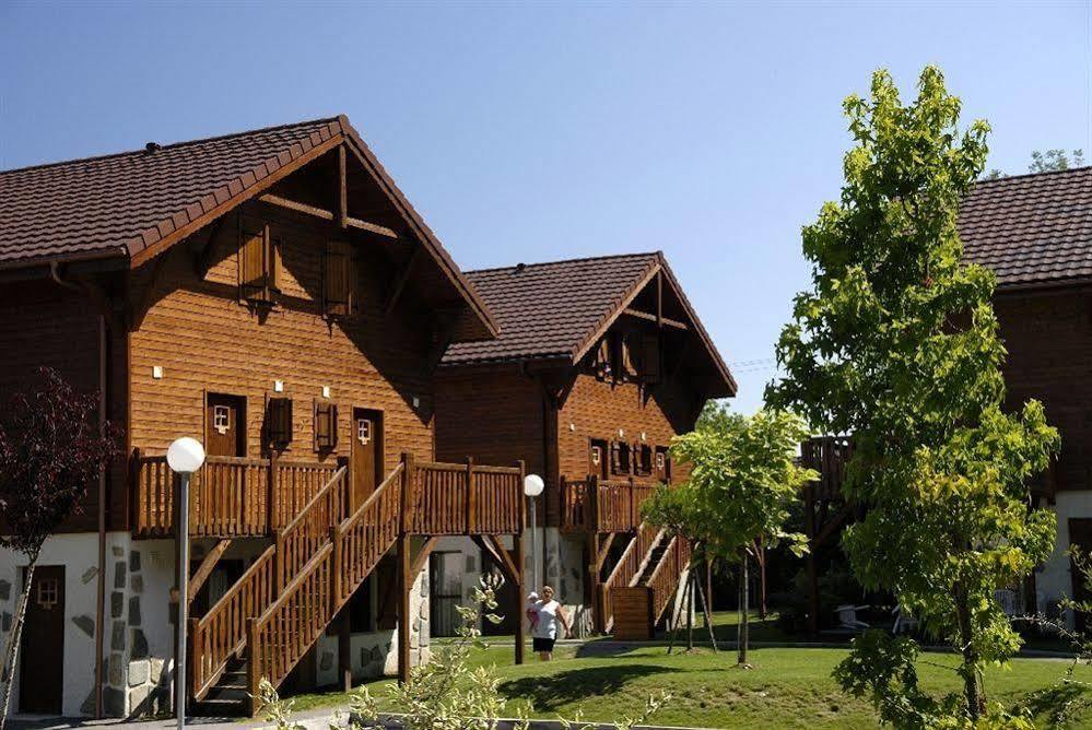 Residence Odalys Les Chalets D'Evian Exterior foto